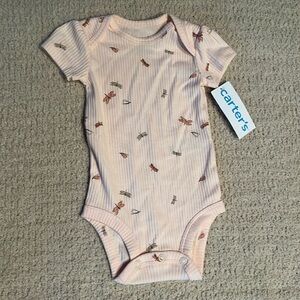 Carter’s onesie - 3M
